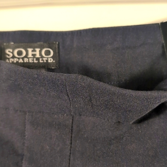 NWT Soho Apparel Large Black Capri Pants / Cropped Trousers - Picture 8 of 12